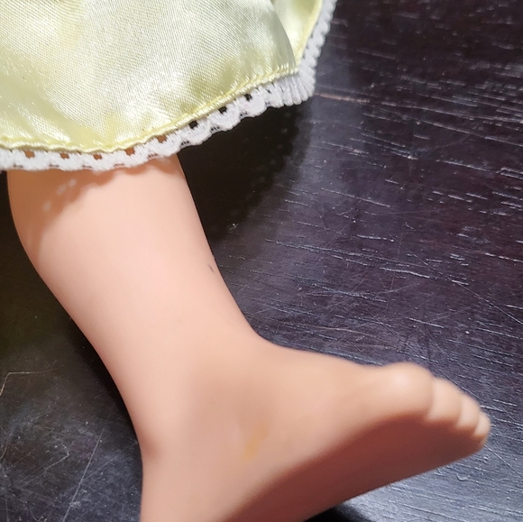 RARE DIisney Bella - Picture 4 of 13